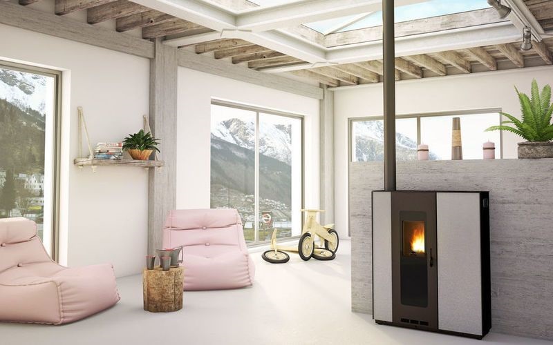 Pourquoi confier l’installation de son poêle à bois à un expert